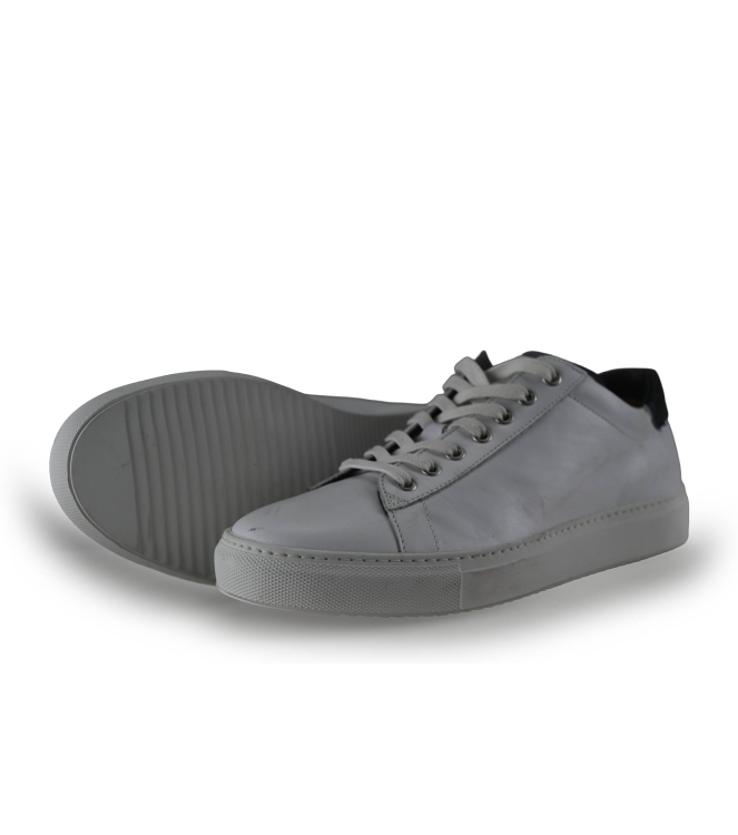 Besto Sneakers