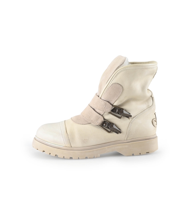 Cha Cha Boots