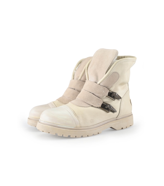 Cha Cha Boots