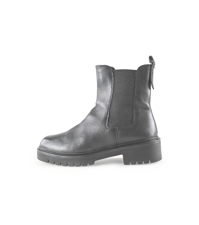 Tamaris Chelsea boots