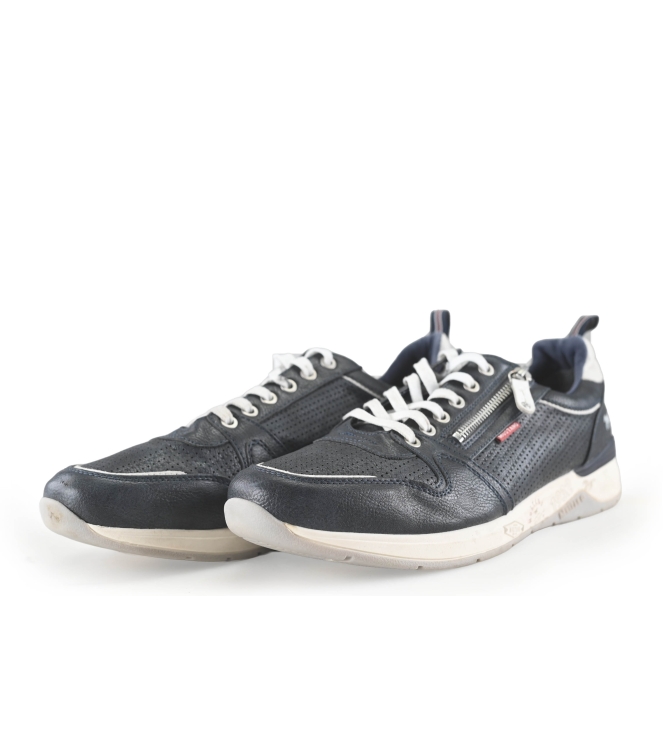 Mustang Sneakers