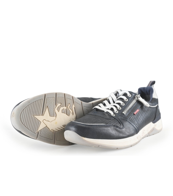 Mustang Sneakers