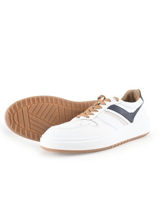 Victoria Sneakers