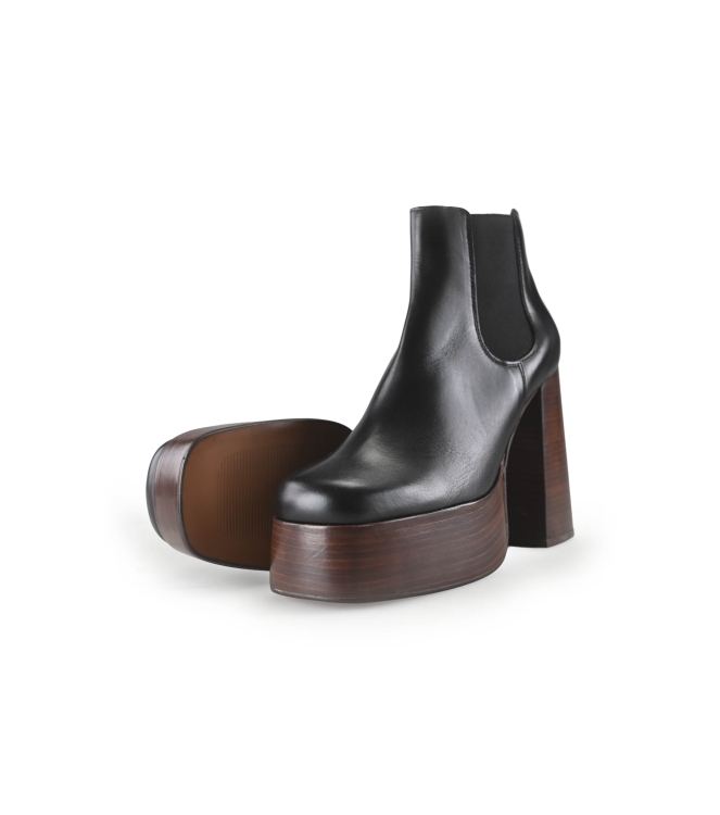 Bronx Chelsea boots