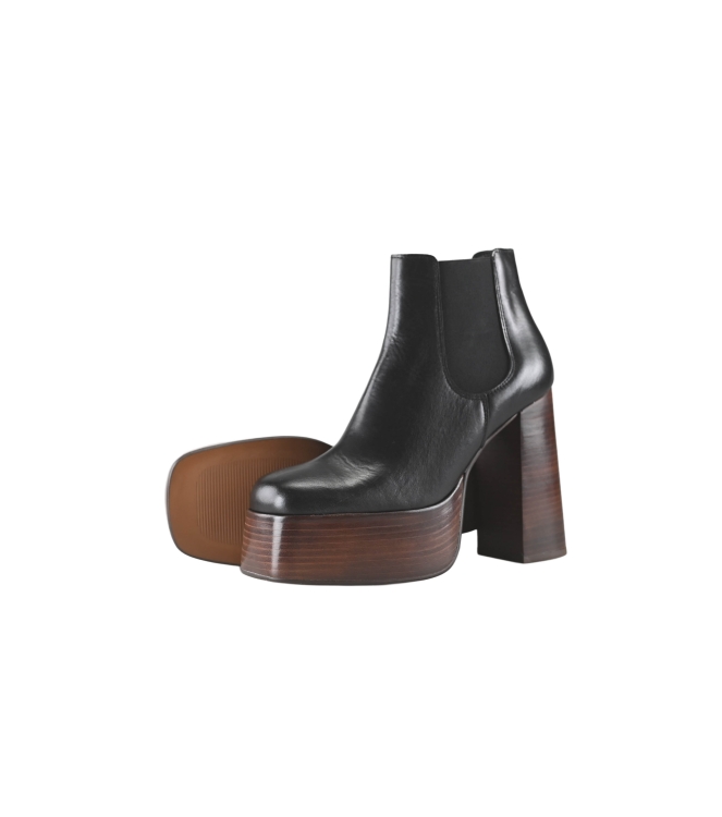Bronx Chelsea boots