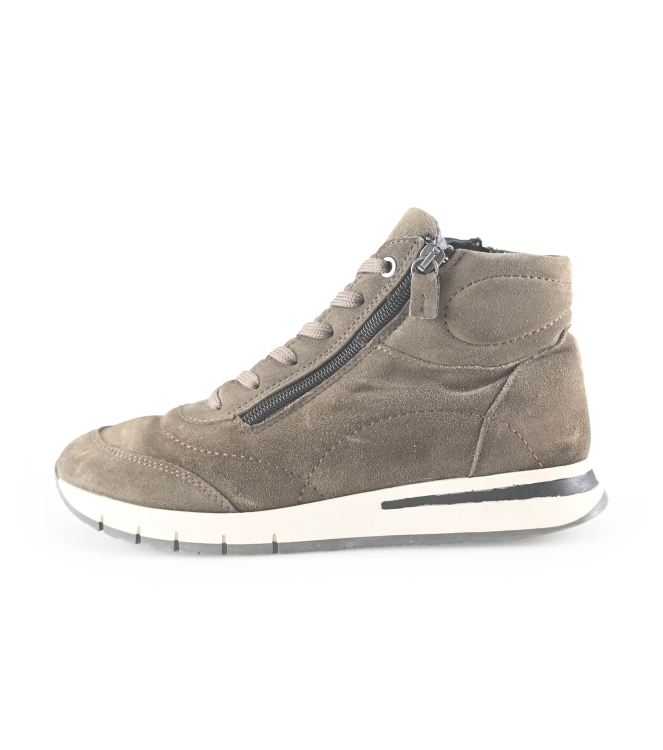 Dozo Sneakers
