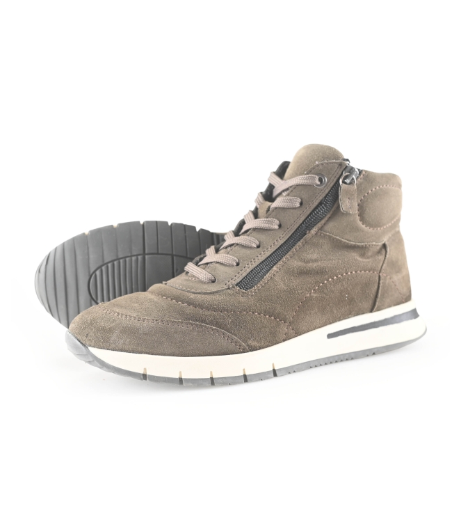 Dozo Sneakers