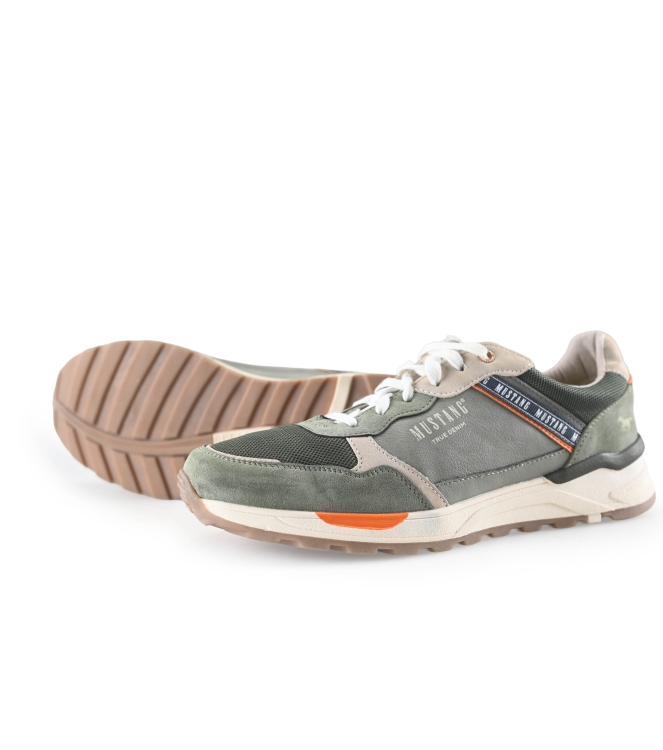 Mustang Sneakers
