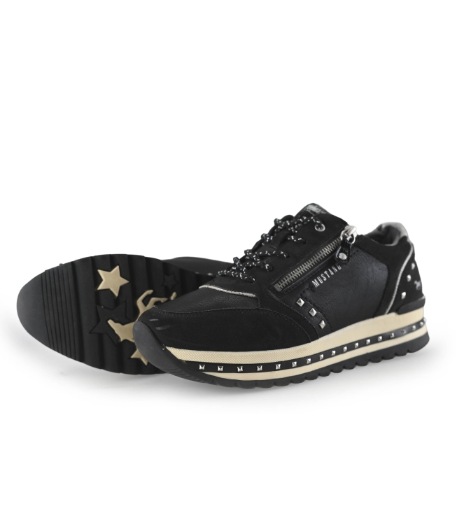 Mustang Sneakers