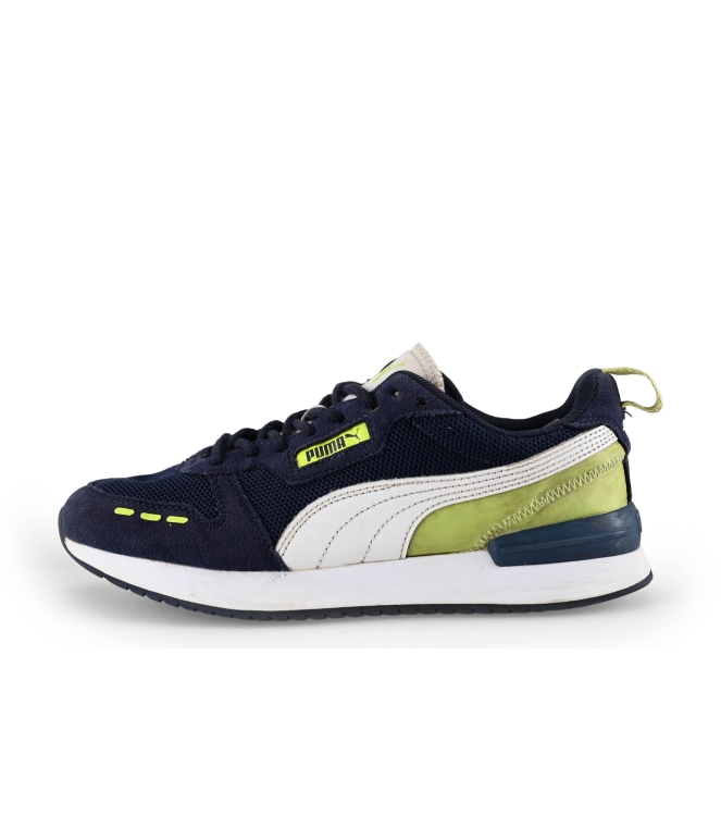 Puma Sneakers