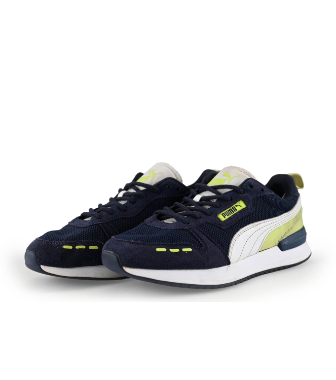 Puma Sneakers