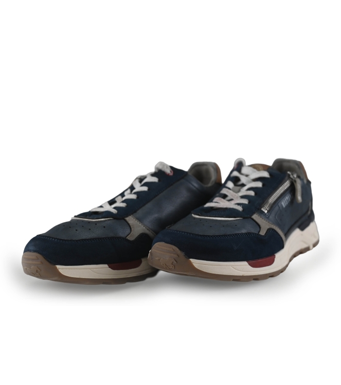 Mustang Sneakers