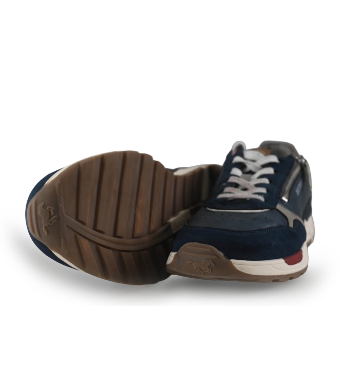 Mustang Sneakers