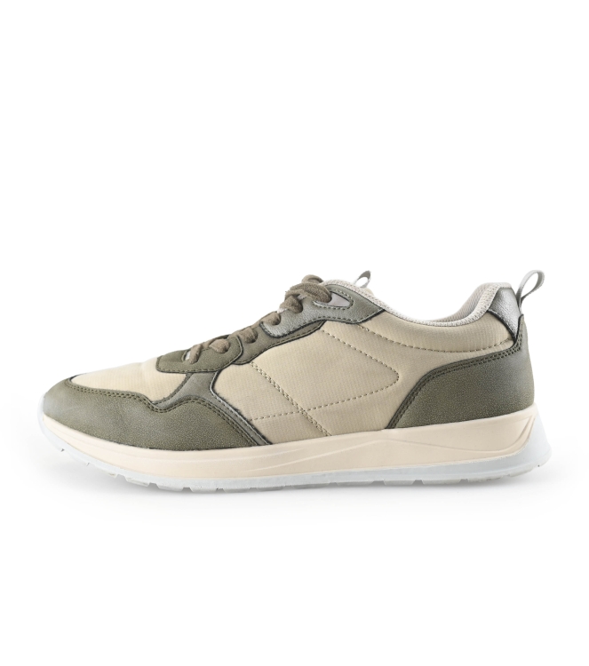 Vertice Sneakers