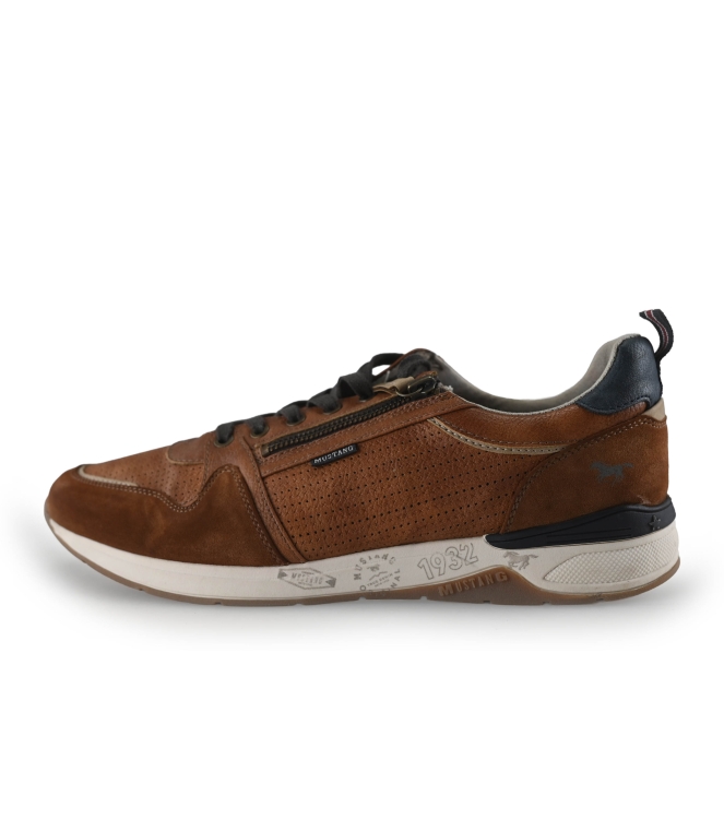 Mustang Sneakers