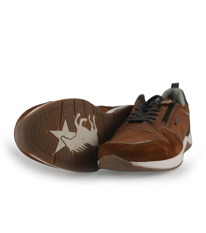 Mustang Sneakers