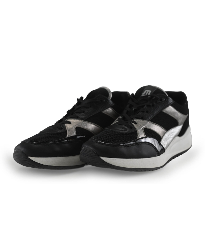 Maruti Sneakers