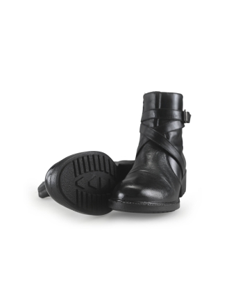 Nelson Boots