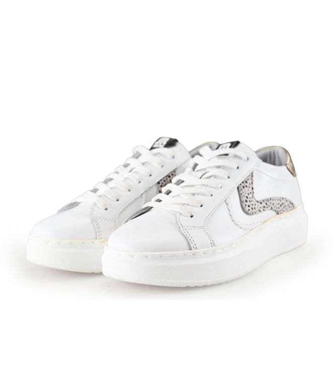 Maruti Sneakers