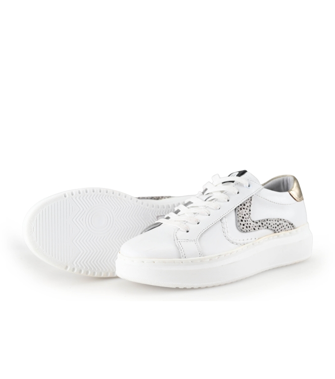 Maruti Sneakers
