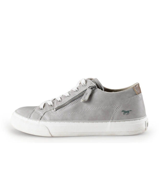 Mustang Sneakers