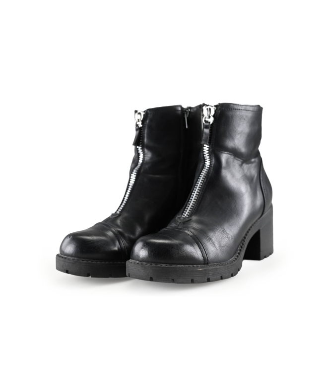 Urban Outfitters Enkellaarzen