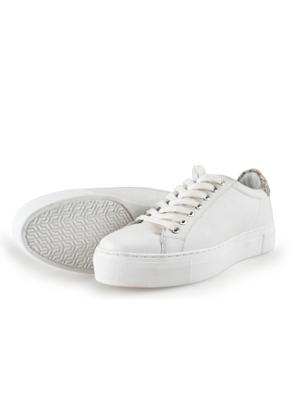Maruti Sneakers