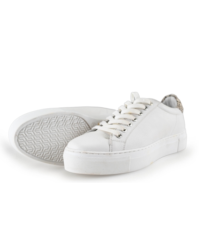 Maruti Sneakers