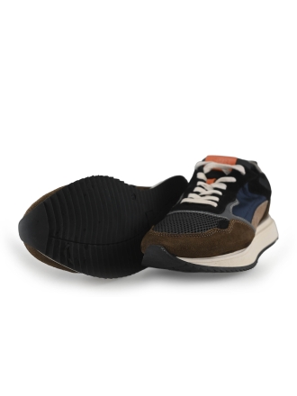 Sub55 Sneakers
