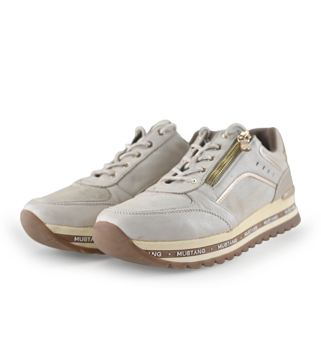 Mustang Sneakers
