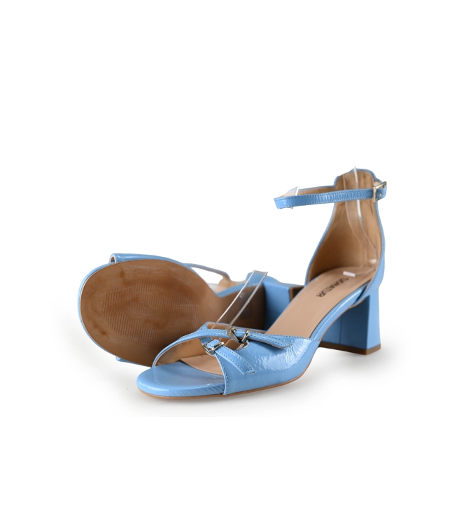 Signatur Sandalen
