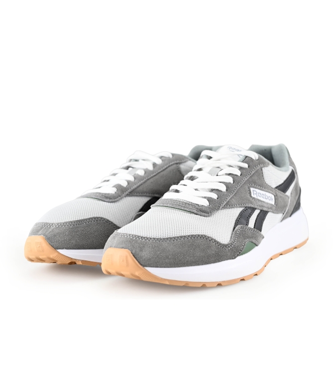 Reebok Sneakers