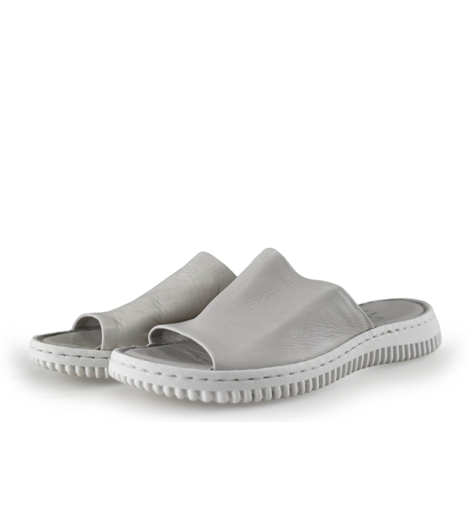 Dozo Slippers