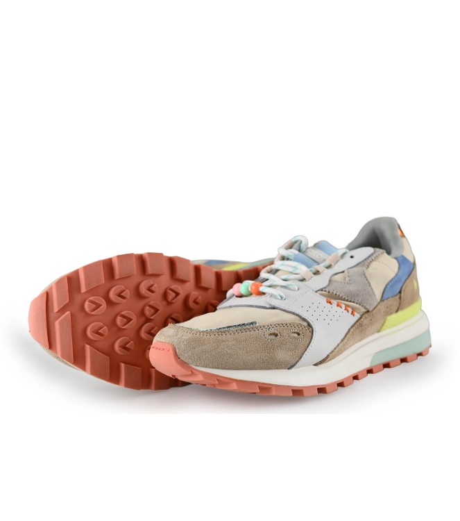 Victoria Sneakers