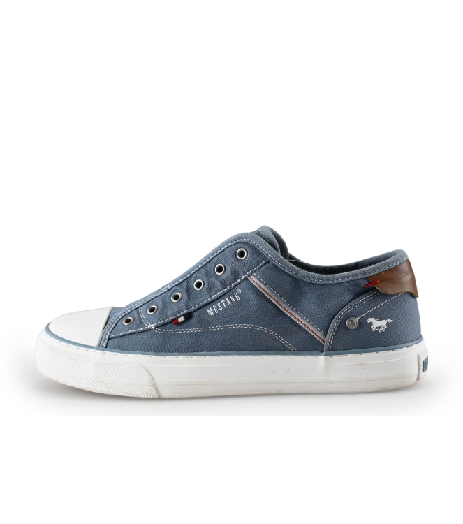 Mustang Sneakers