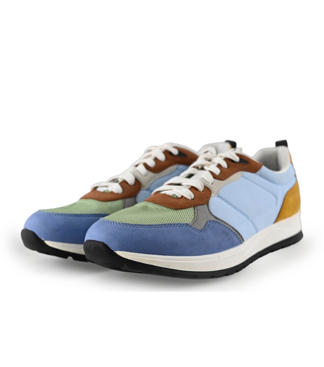 Vertice Sneakers