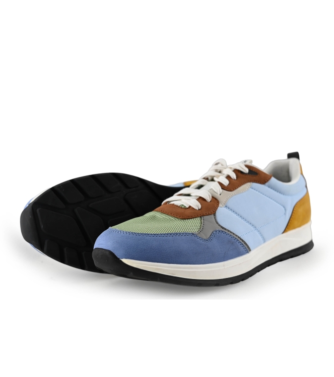 Vertice Sneakers