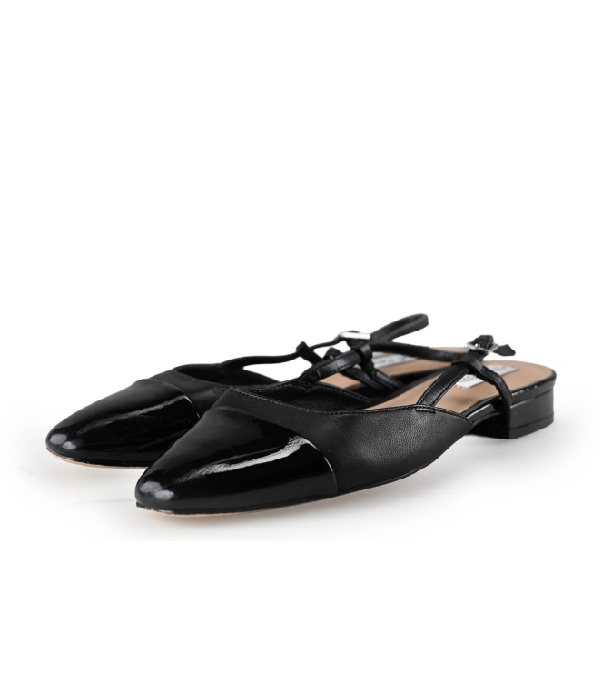 Steve Madden Slingbacks