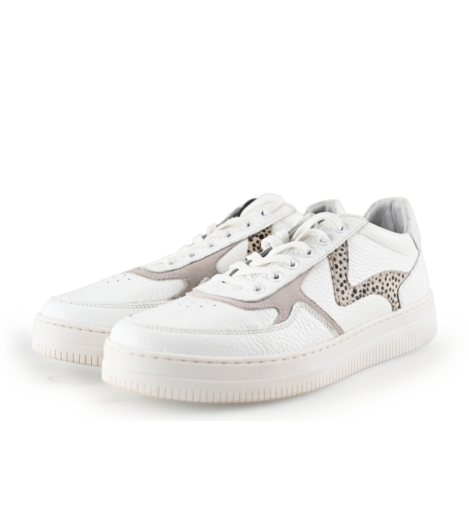 Maruti Sneakers