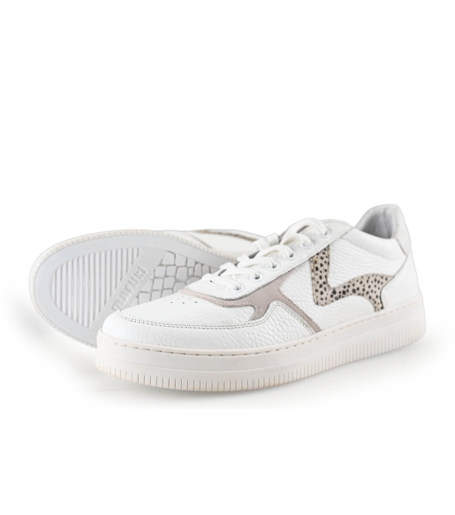 Maruti Sneakers