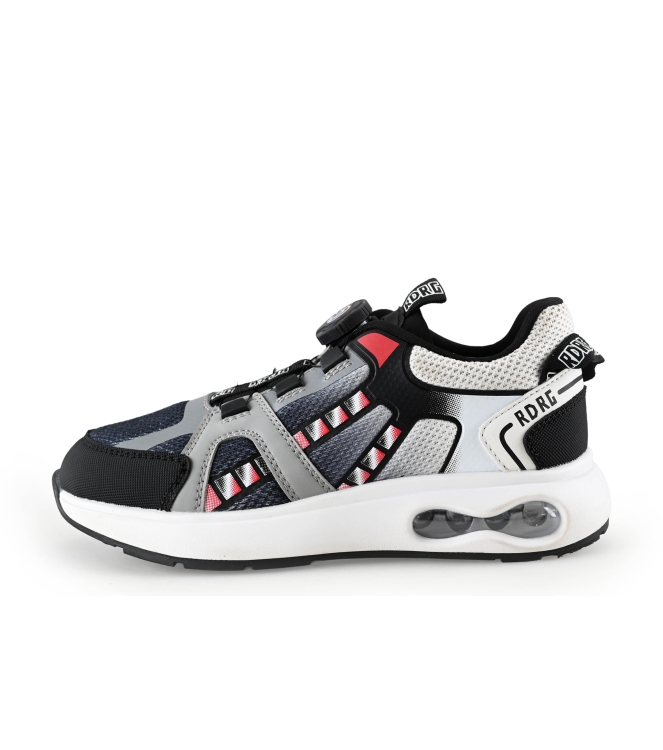 Red-Rag Sneakers