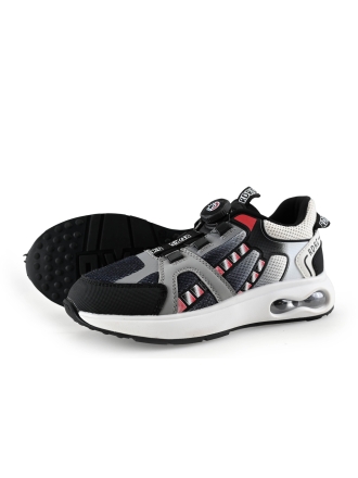 Red-Rag Sneakers
