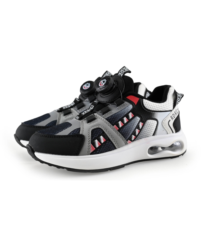 Red-Rag Sneakers