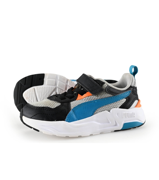 Puma Sneakers