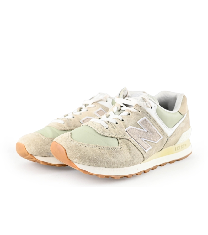 New Balance Sneakers