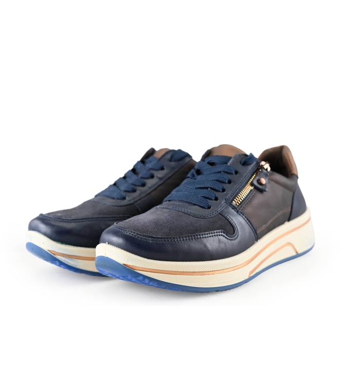 Ara Sneakers
