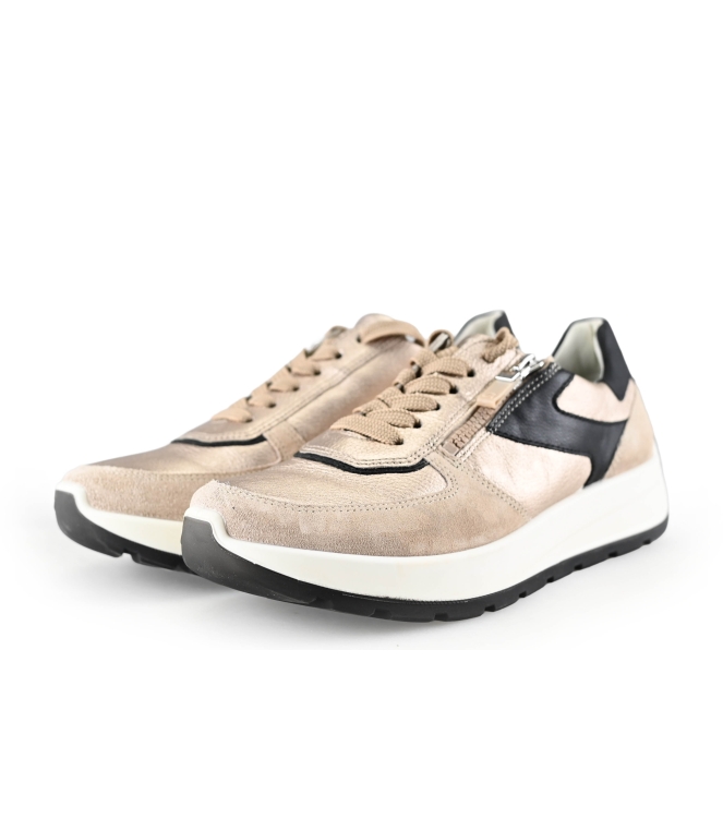 Ara Sneakers