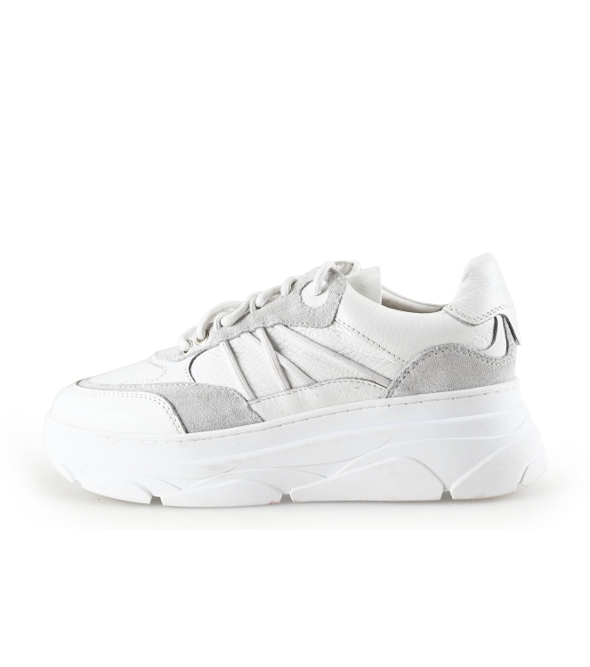 Omoda Sneakers