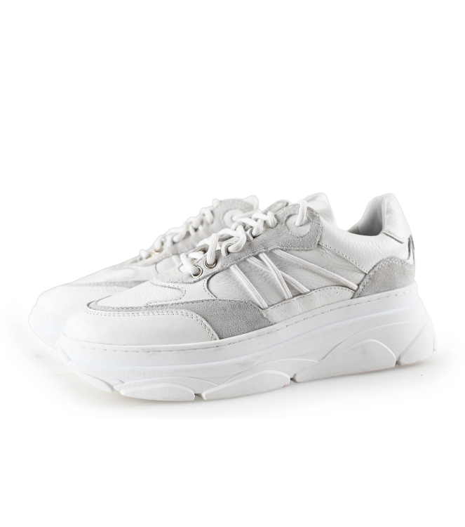 Omoda Sneakers