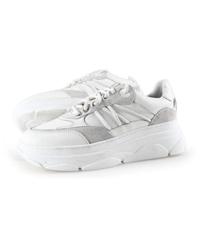 Omoda Sneakers